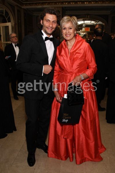 operanews17.jpg - Opera News Award, 17. April 2011 mit Kiri Te KanawaPhotographer: Neilson Barnard/Getty Images