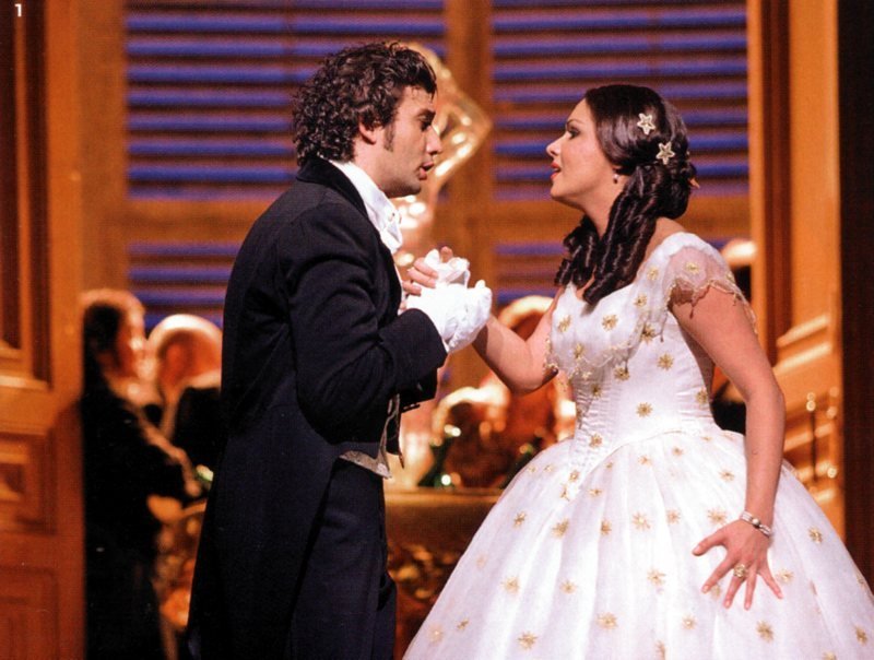 TraviataLondon1.JPG - La Traviata, London Januar 2008 mit Anna Netrebko ©  Catherine Ashmore