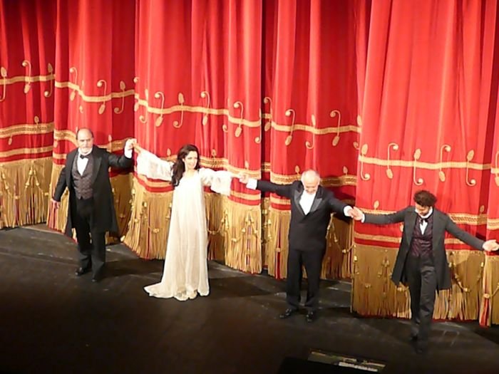 curtaincalls20072007_1.JPG