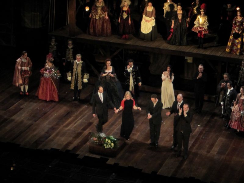 Adrianacurtain03.jpg - Adriana Lecouvreur, London, Premiere, 18. November 2010