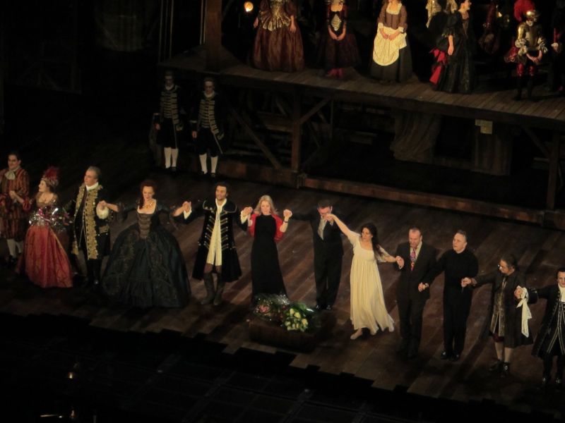 Adrianacurtain04.jpg - Adriana Lecouvreur, London, Premiere, 18. November 2010