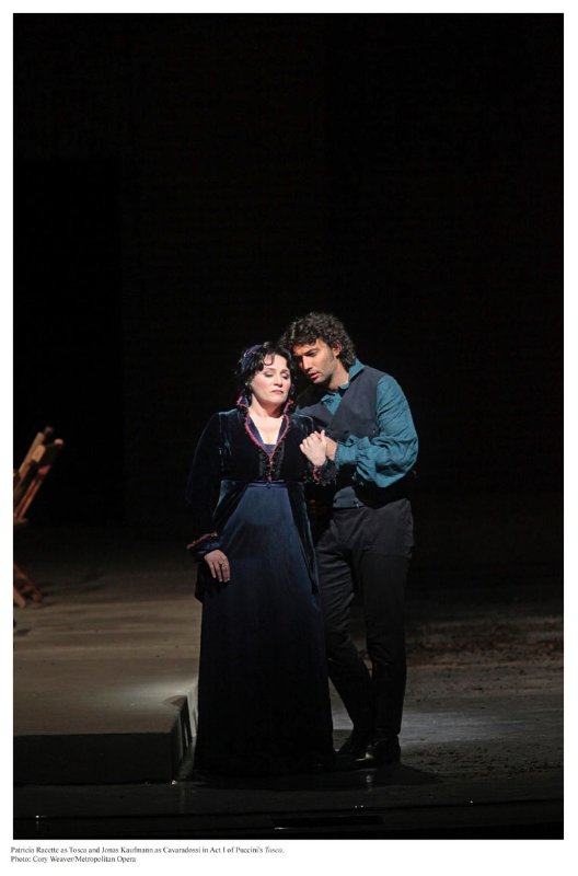 Tosca0910.55.jpg - Tosca, Metropolitan Opera, April 2010 mit Patricia Racette Photo: Cory Weaver/Metropolitan Opera