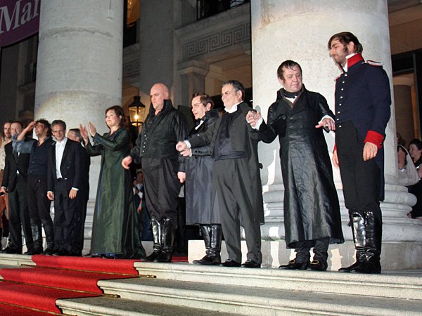 Tosca10072010_3.jpg - Tosca, Bayerische Staatsoper, 10. Juli 2010, Foto: Bayerische Staatsoper