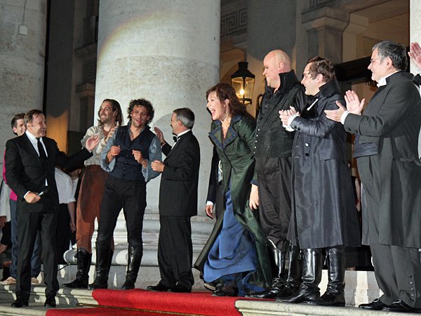 Tosca10072010_6.jpg - Happy Birthday, Jonas!Tosca, Bayerische Staatsoper, 10. Juli 2010, Foto: Bayerische Staatsoper