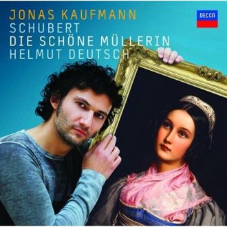 Jonas Kaufmann during studio sessions 